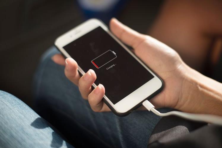 How to charge properly to make your phone battery more durable?