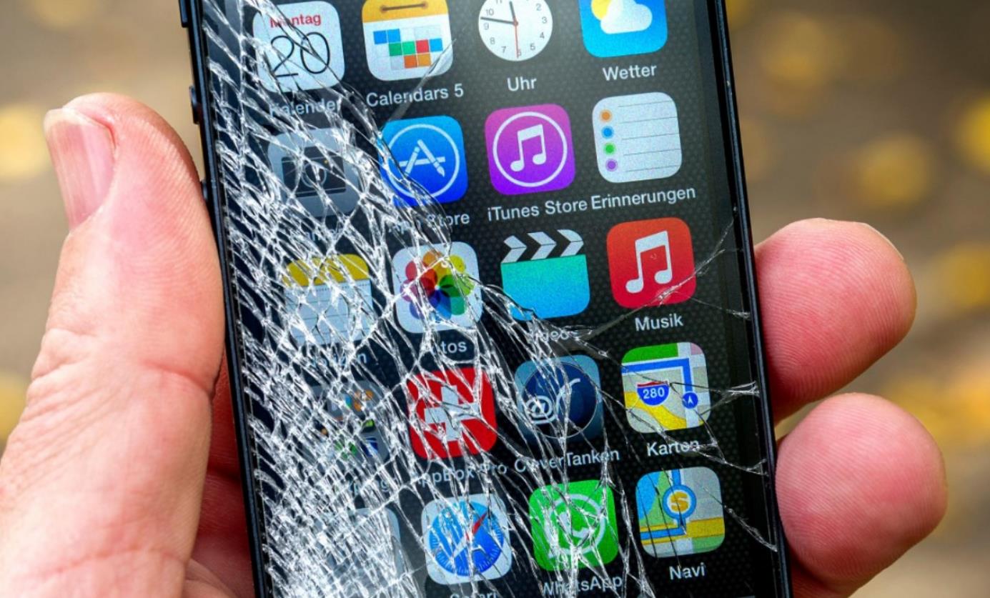 How to prevent iPhone screen from cracking?